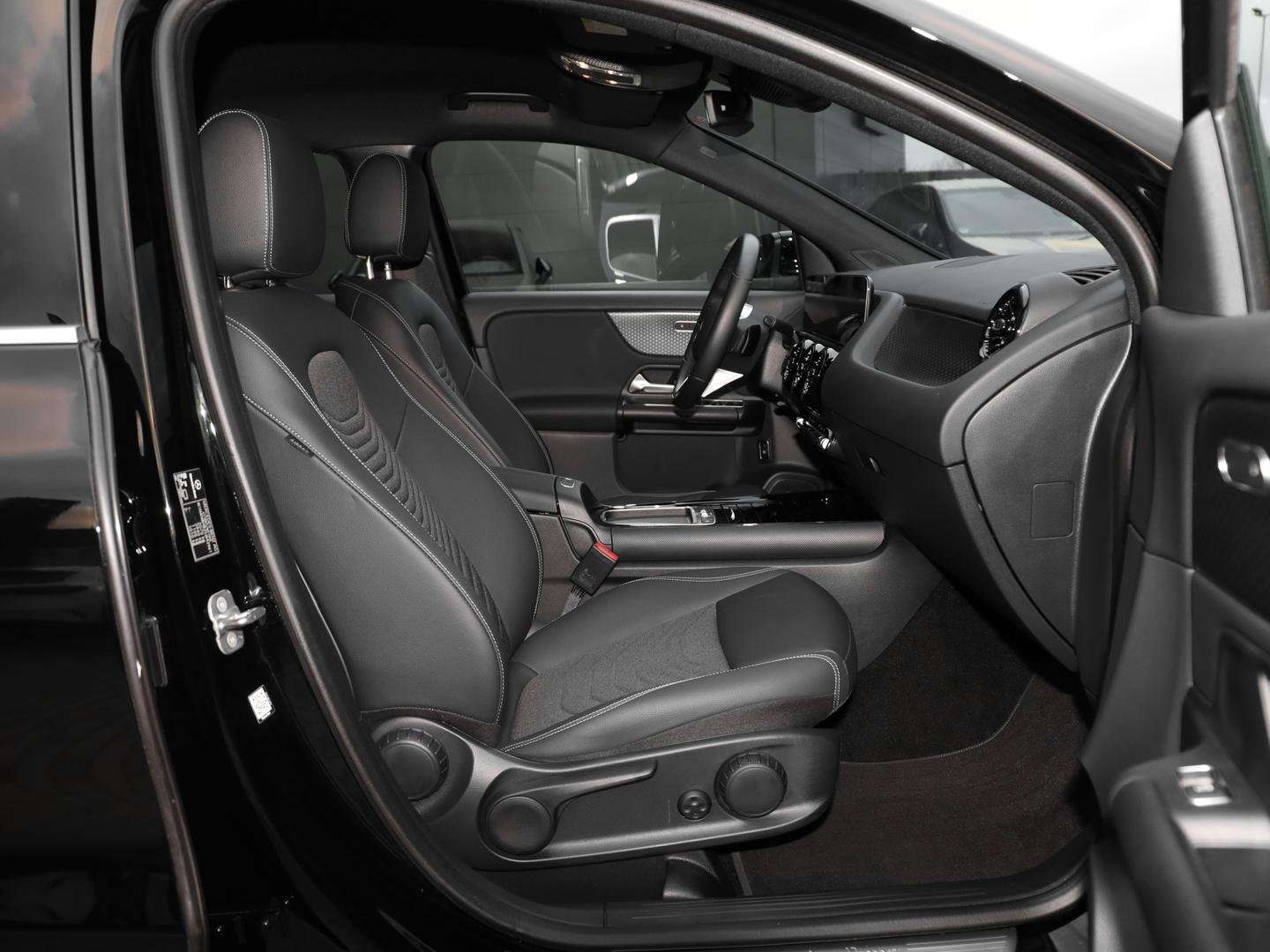 Mercedes GLA 200 - 2024 - Joinsteer - #5