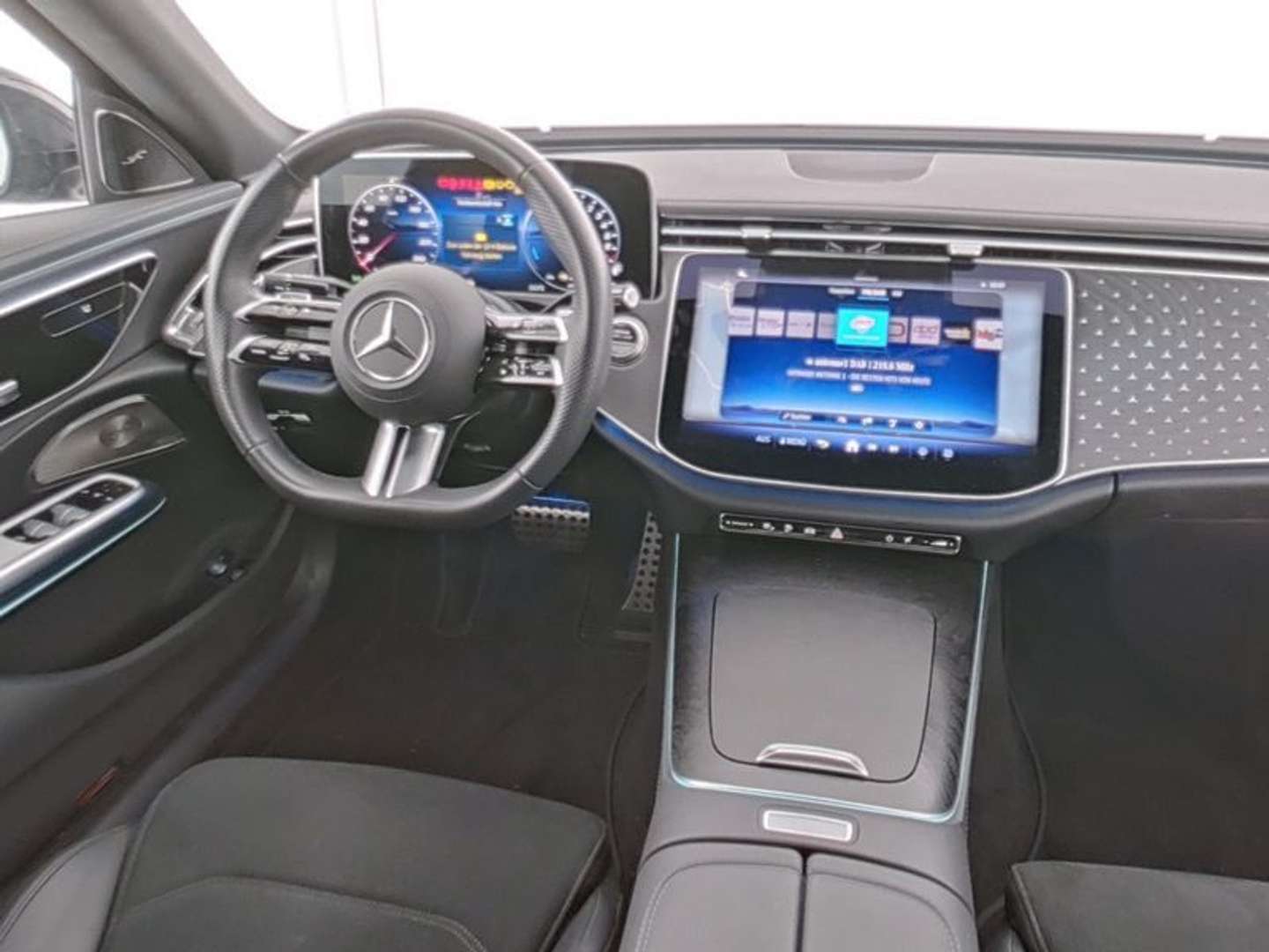 Mercedes Classe E 300 Night Edition - 2024 - Joinsteer - #2