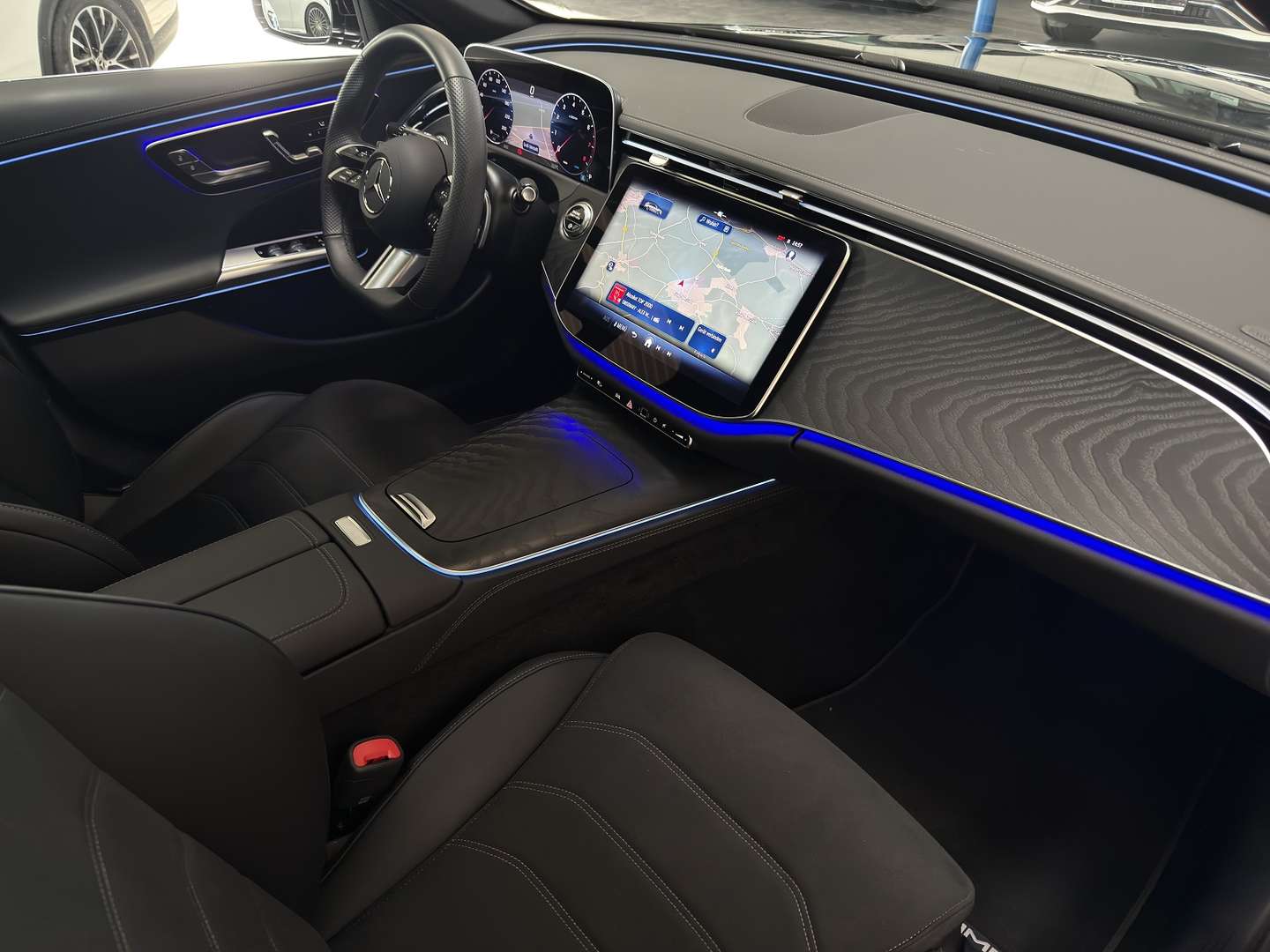 Mercedes Classe E 200 AMG Line - 2025 - Joinsteer - #4