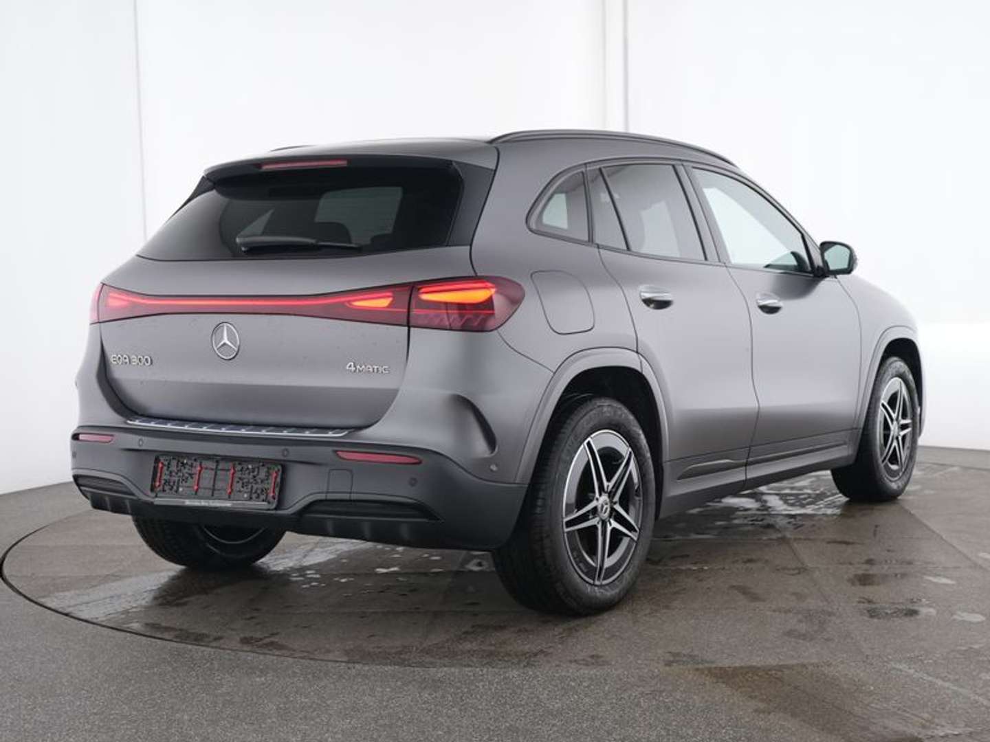 Mercedes EQA 300 Night Edition - 2024 - Joinsteer - #1