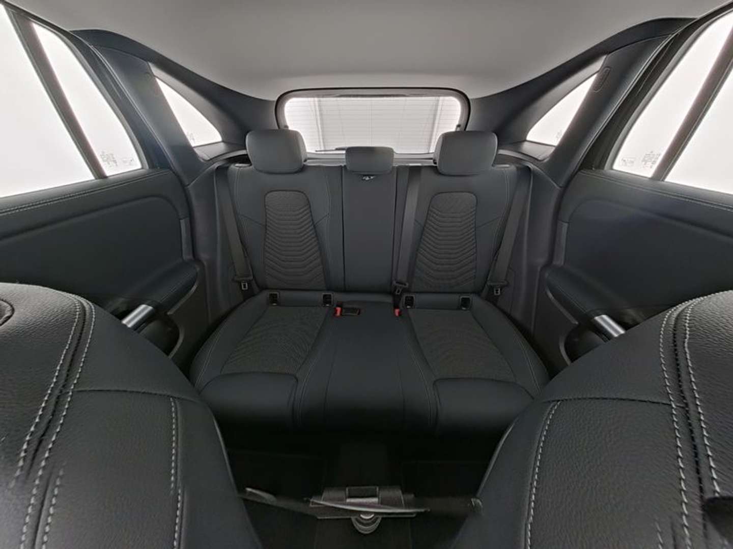 Mercedes GLA 180 Progressive - 2025 - Joinsteer - #6