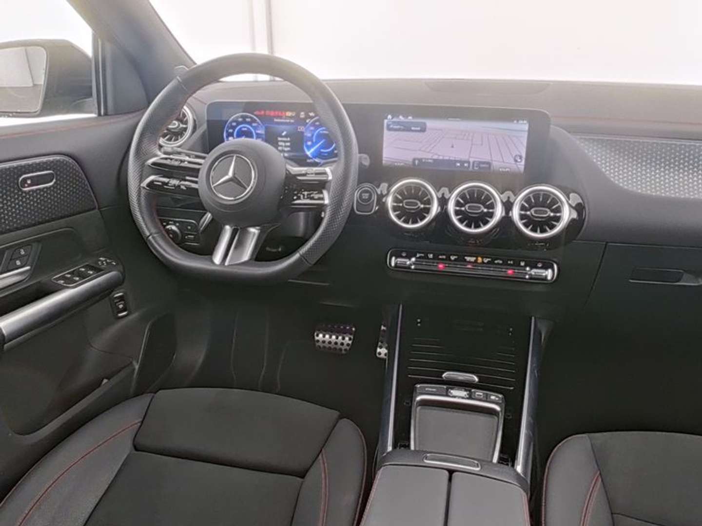 Mercedes EQA 300 Night Edition - 2024 - Joinsteer - #4