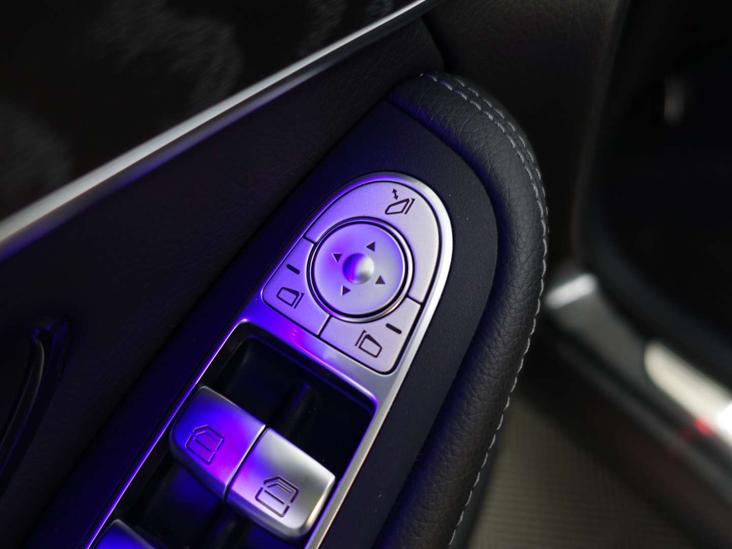 Mercedes GLC 300 Premium Plus - 2021 - Joinsteer - #17