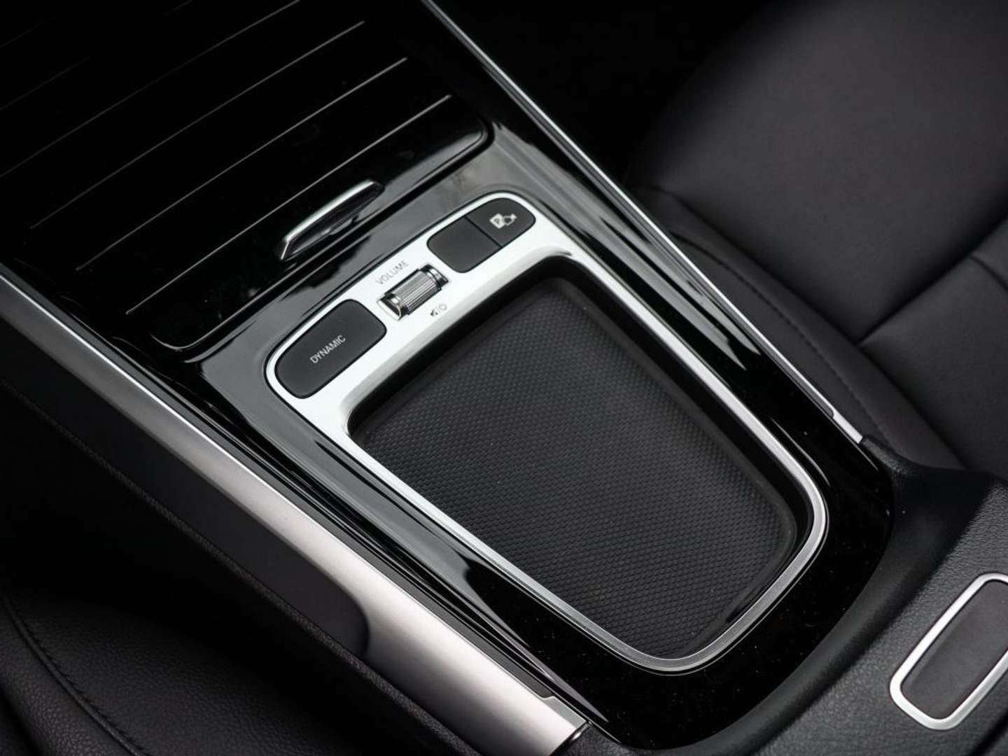 Mercedes EQB 350 Premium - 2024 - Joinsteer - #9