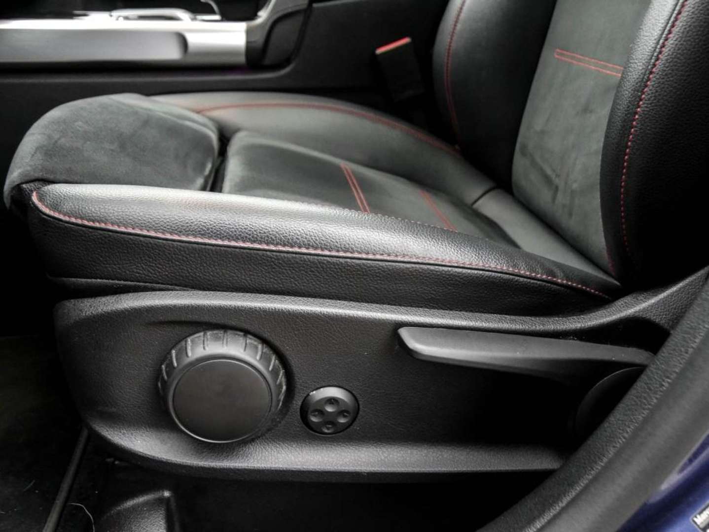 Mercedes GLB 220 Night Edition - 2020 - Joinsteer - #17