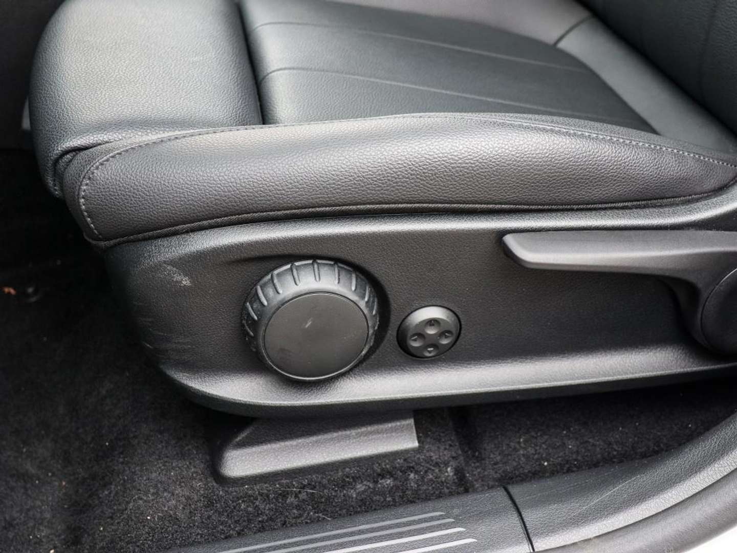 Mercedes EQB 350 Premium - 2024 - Joinsteer - #18