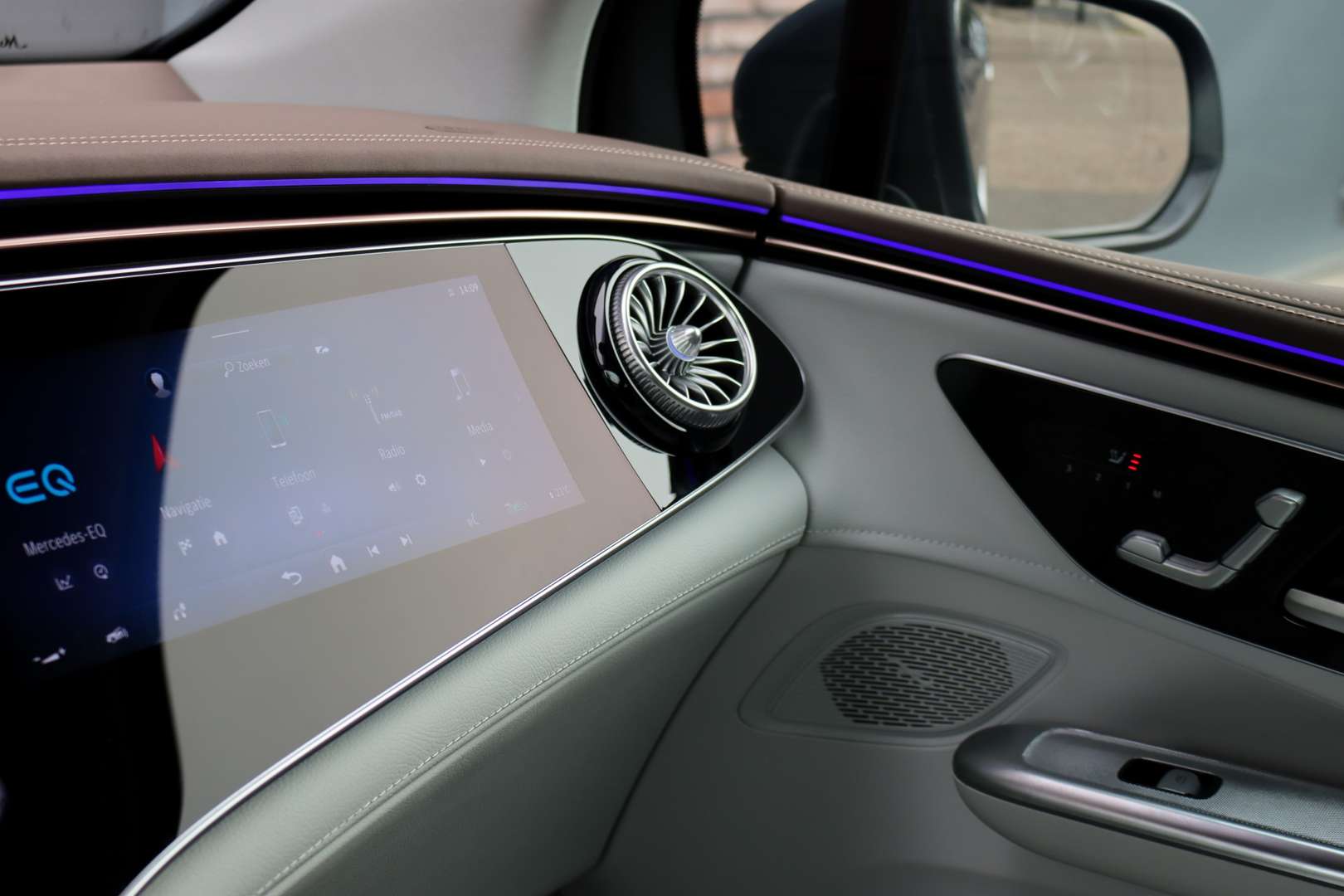 Mercedes EQE 350 AMG Line - 2024 - Joinsteer - #4