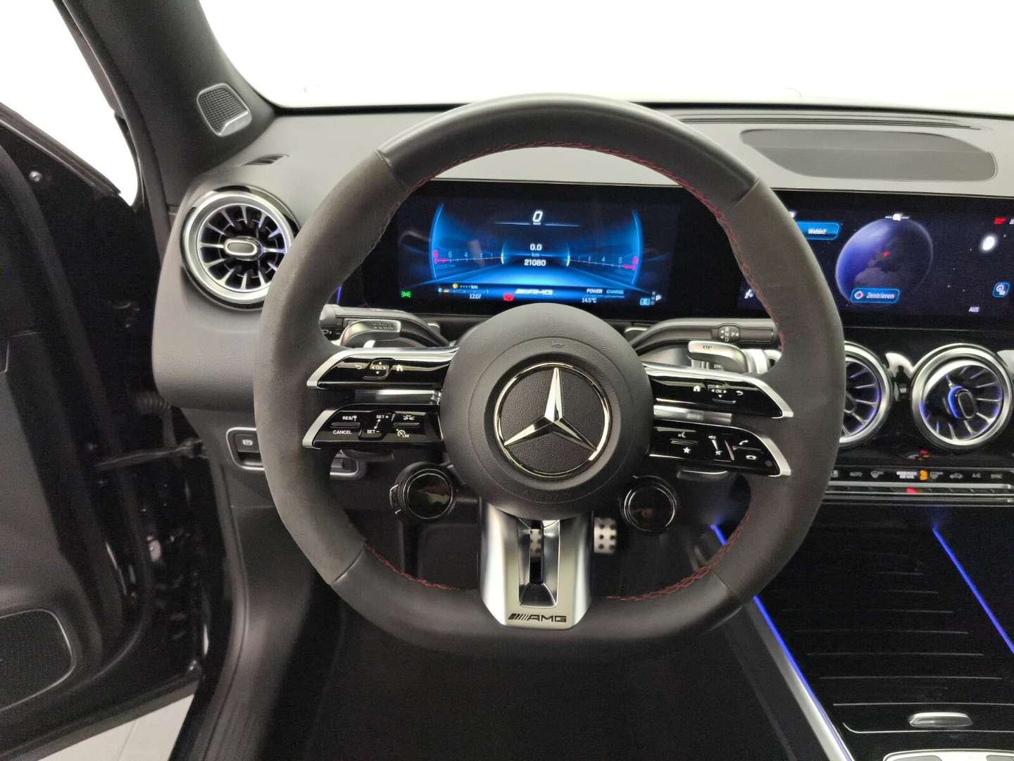 Mercedes GLB 35 35 Premium Plus - 2024 - Joinsteer - #17