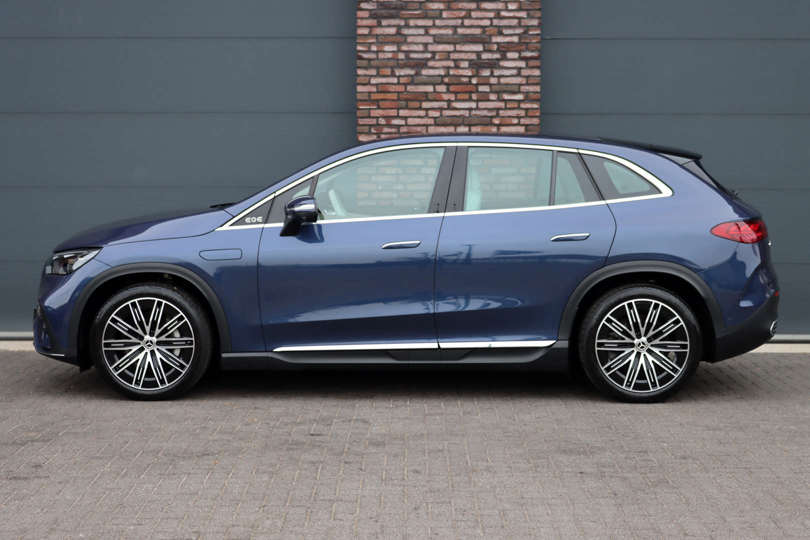 Mercedes EQE 350 AMG Line - 2024 - Joinsteer - #9