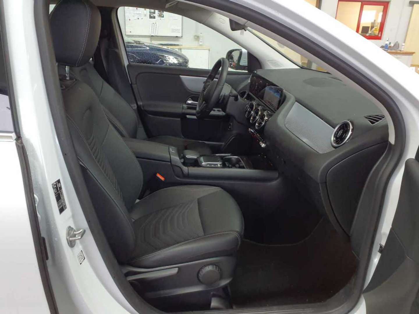 Mercedes GLA 250 Business - 2022 - Joinsteer - #6