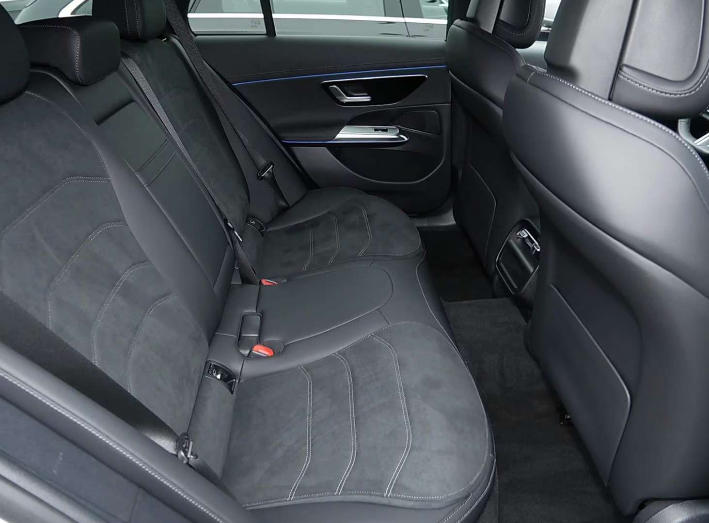 Mercedes Classe E 300 Night Edition - 2025 - Joinsteer - #7