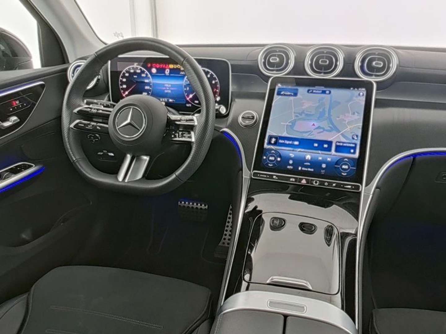 Mercedes GLC 200 Night Edition - 2025 - Joinsteer - #3