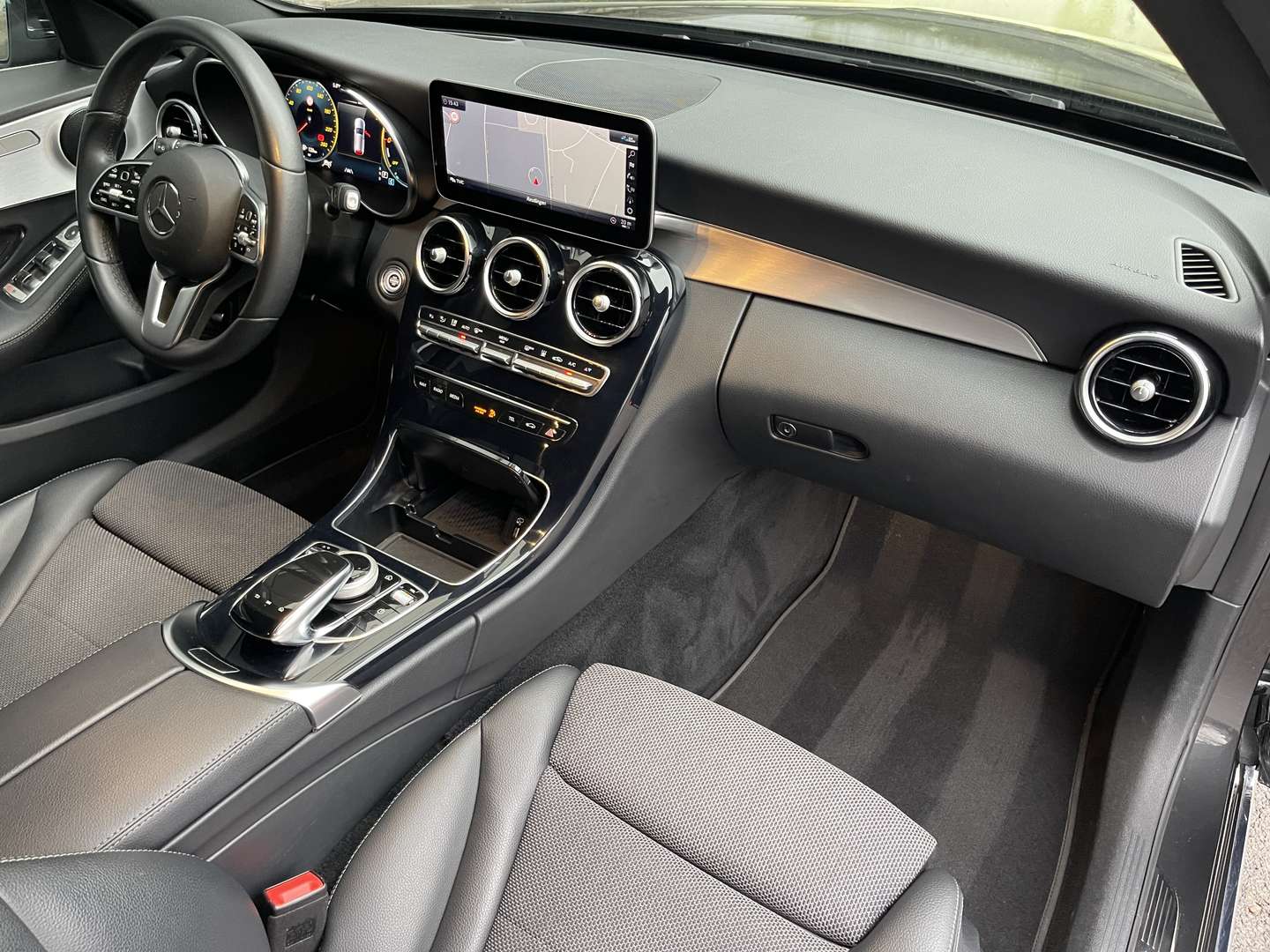 Mercedes Classe C 300 Avantgarde - 2020 - Joinsteer - #28