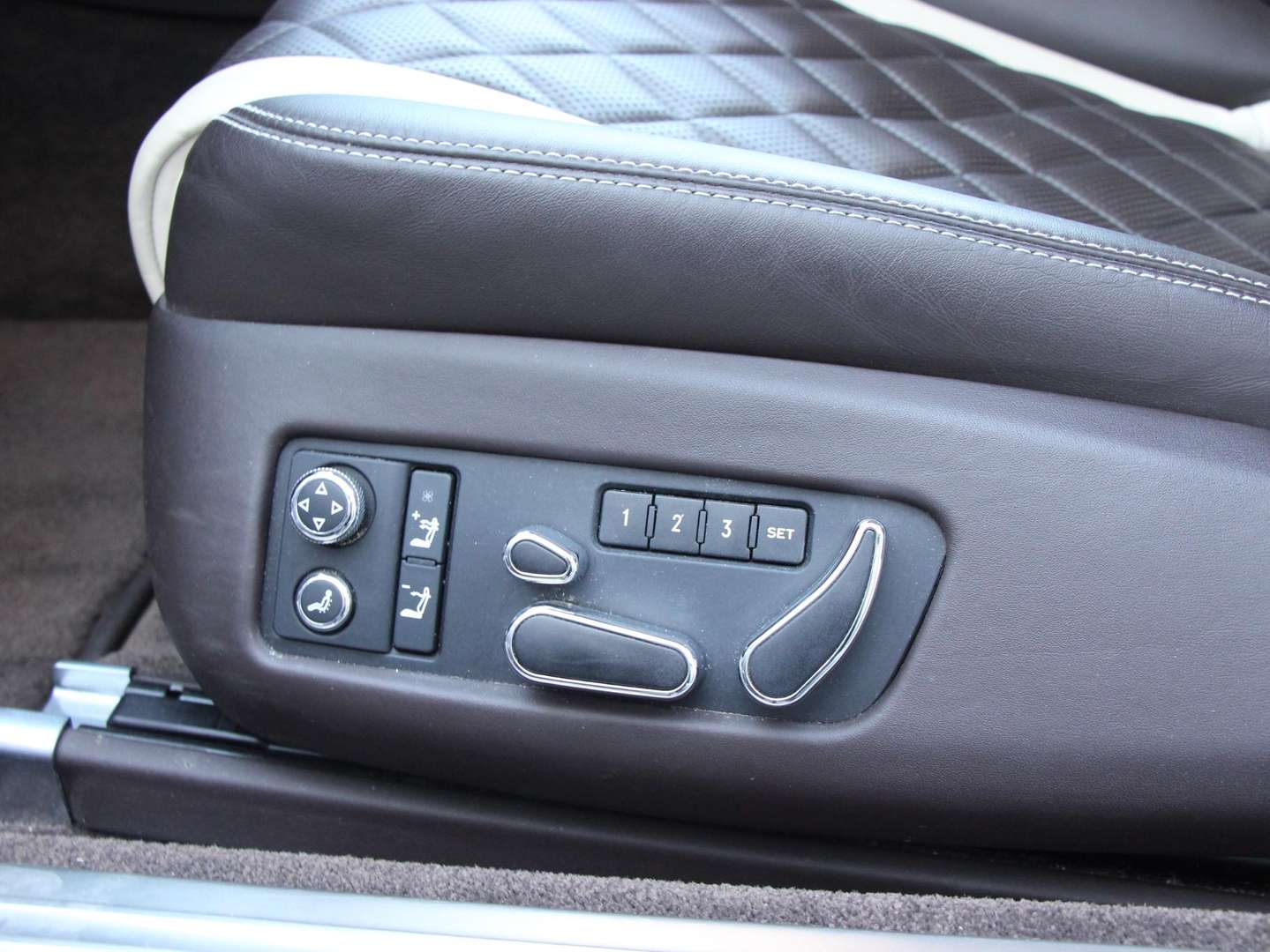 Bentley Continental GTC V8 Mulliner - 2018 - Joinsteer - #16