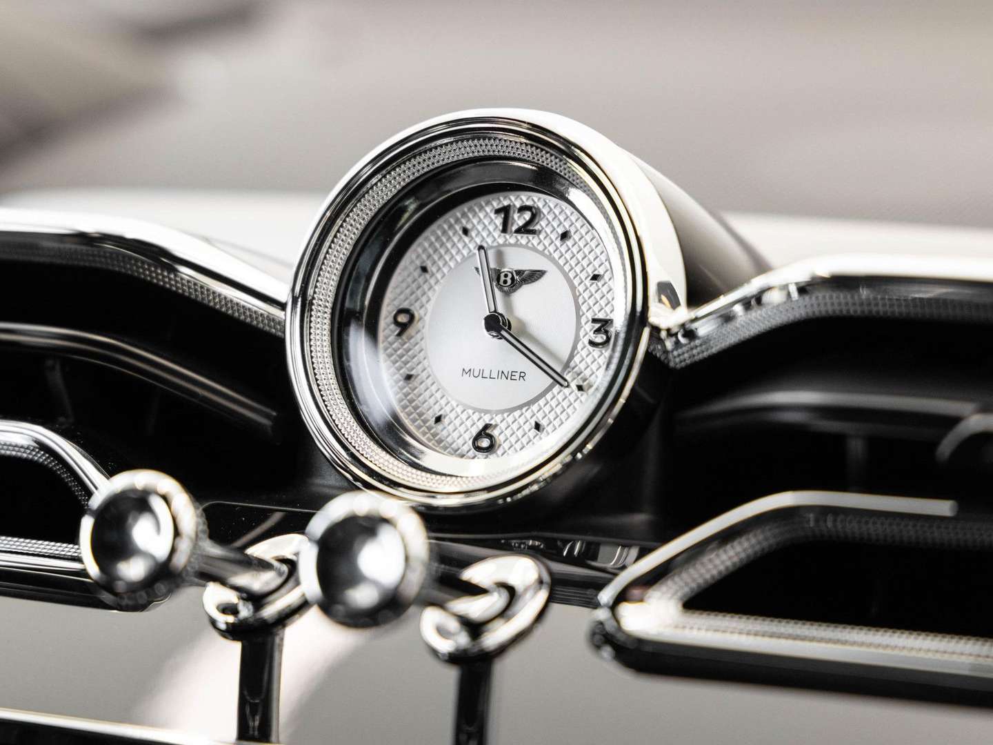 Bentley Bentayga Mulliner - 2025 - Joinsteer - #15