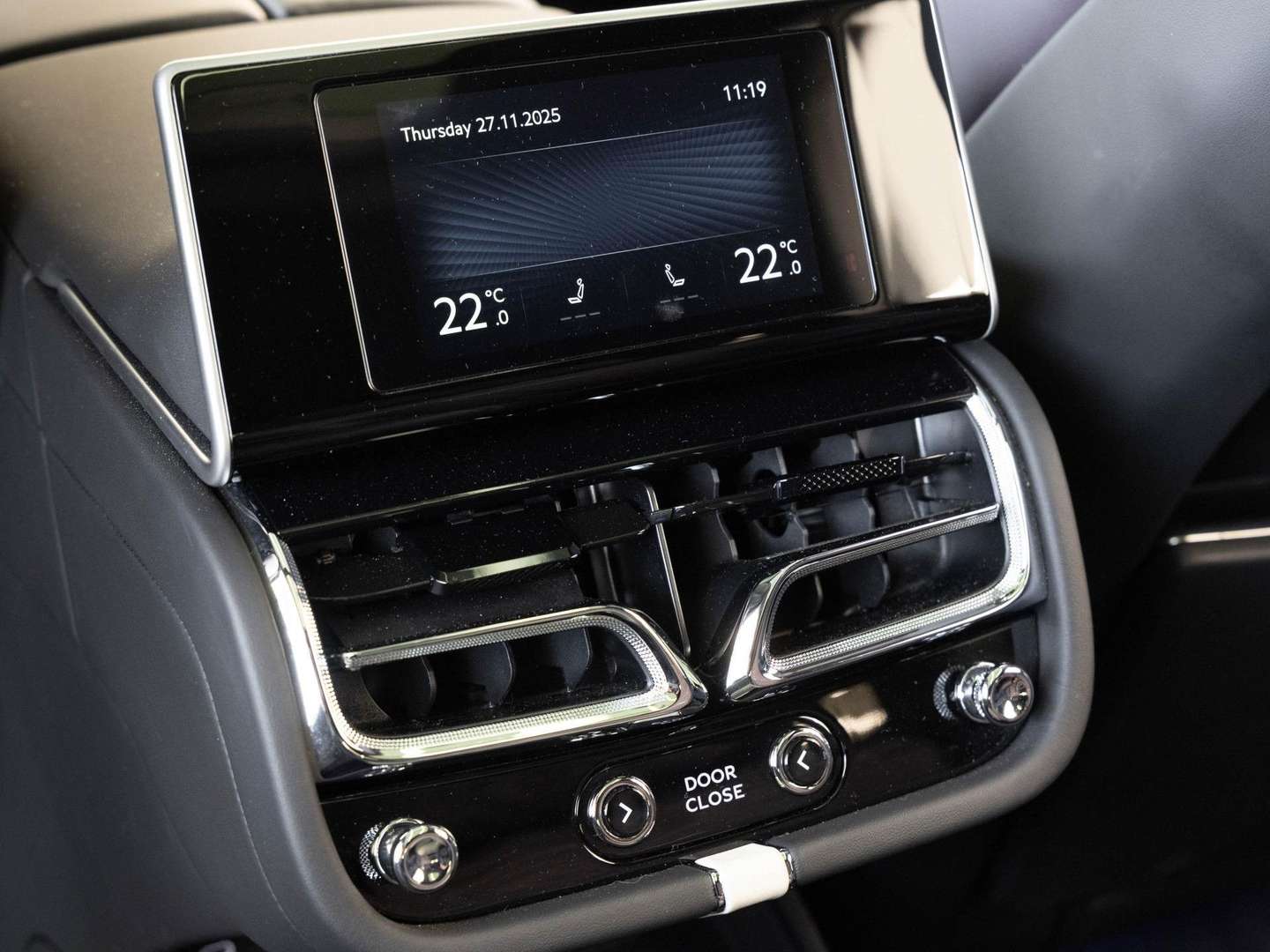 Bentley Bentayga Mulliner - 2025 - Joinsteer - #17