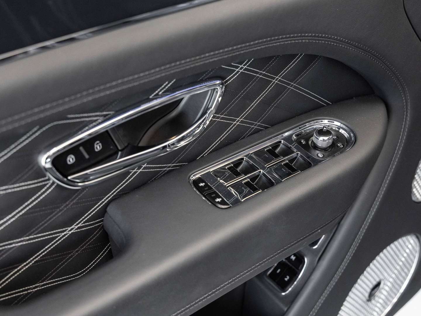 Bentley Bentayga Mulliner - 2025 - Joinsteer - #21