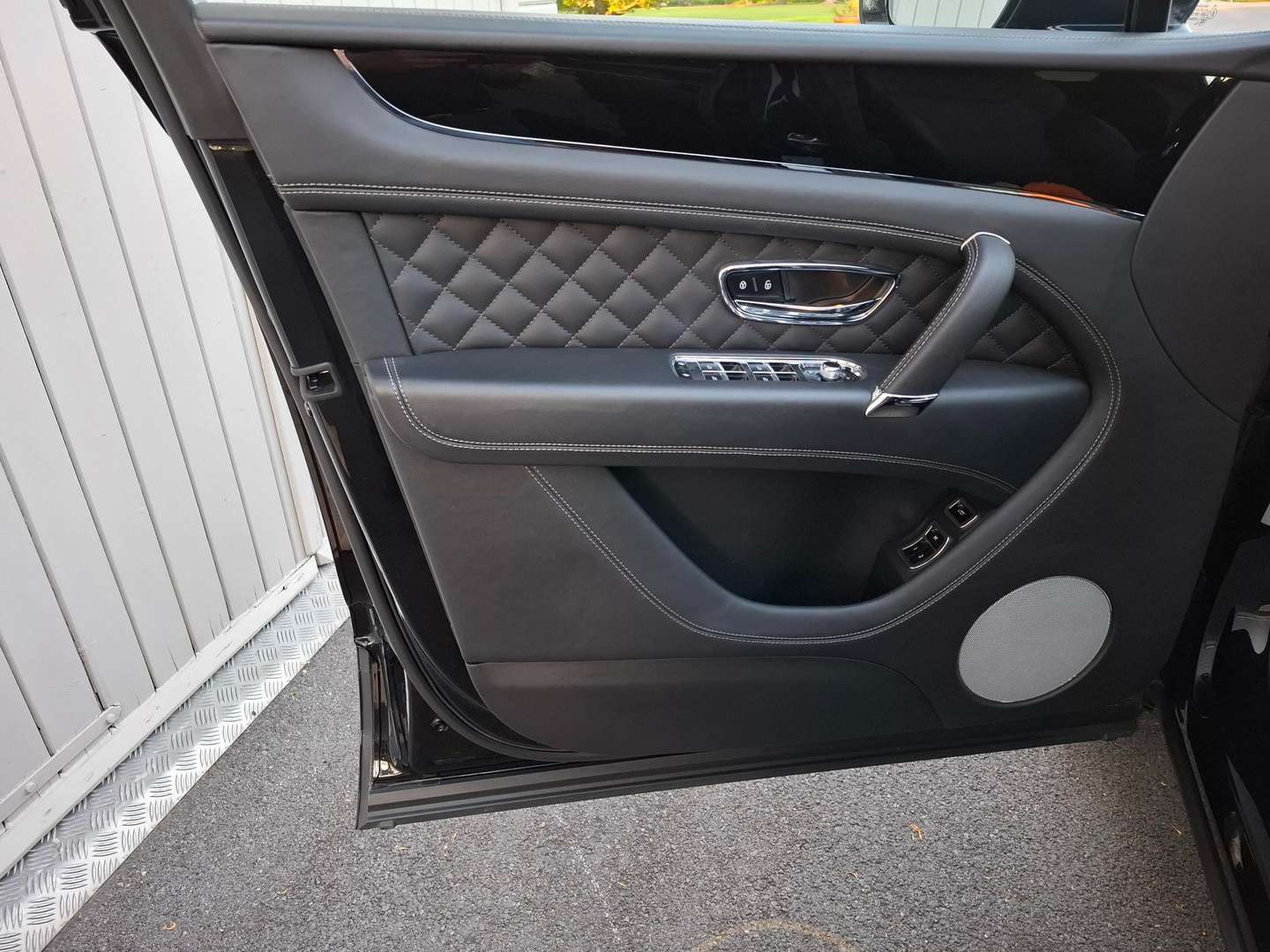 Bentley Bentayga V8 Mulliner - 2019 - Joinsteer - #23