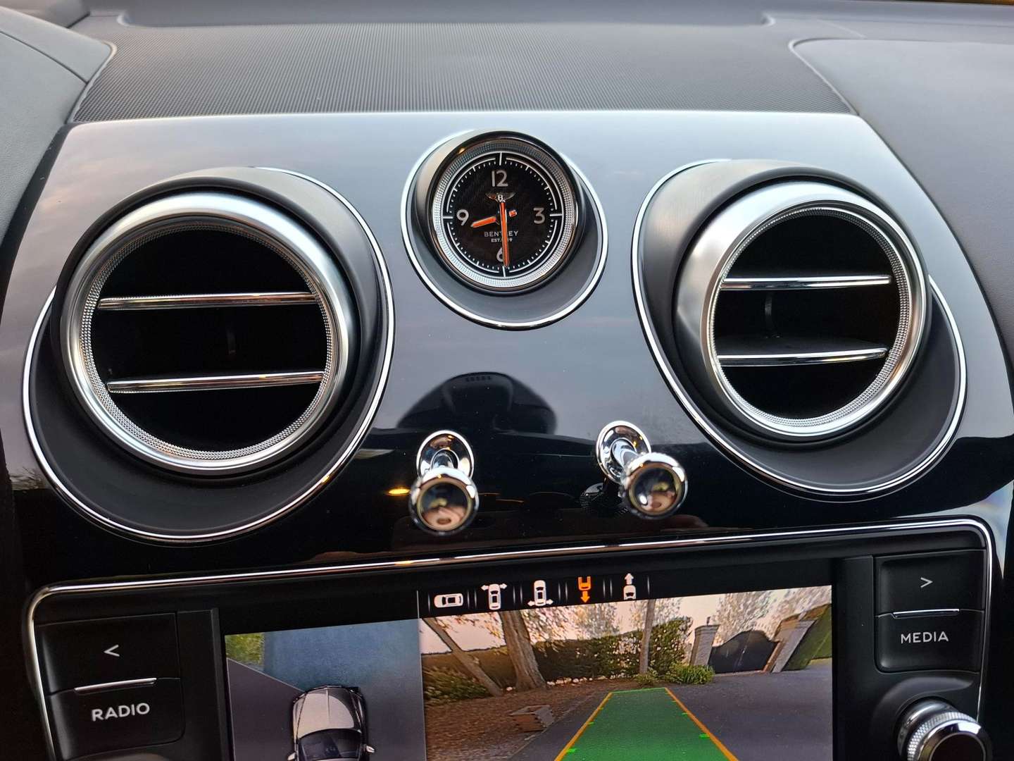 Bentley Bentayga V8 Mulliner - 2019 - Joinsteer - #32