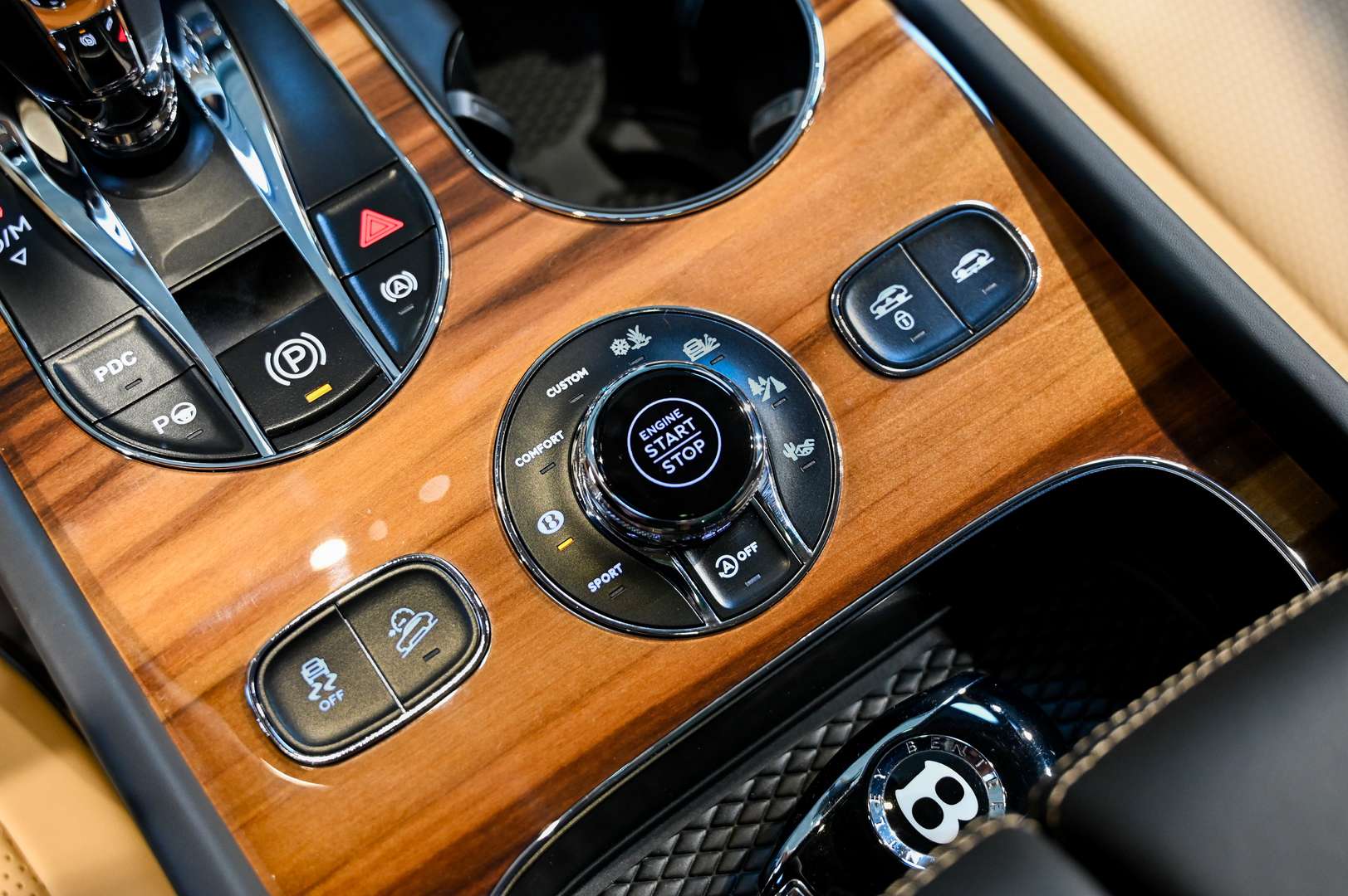 Bentley Bentayga V8 Azure - 2024 - Joinsteer - #15