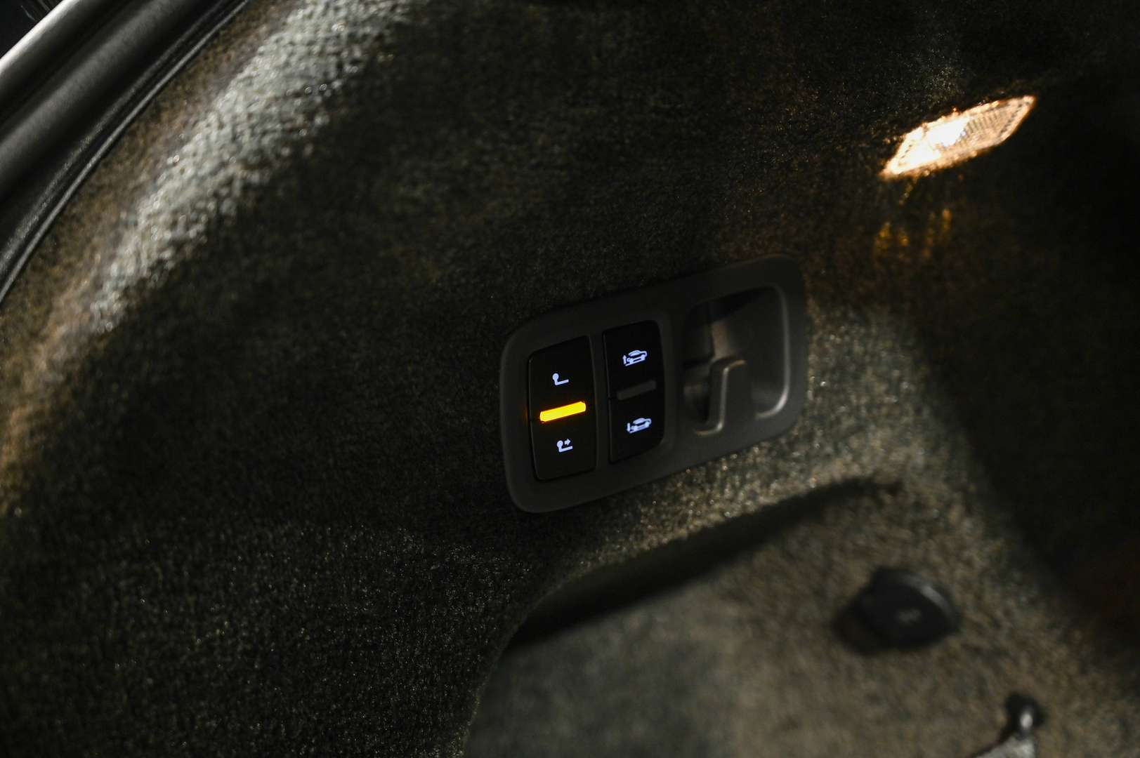 Bentley Bentayga V8 Azure - 2024 - Joinsteer - #41