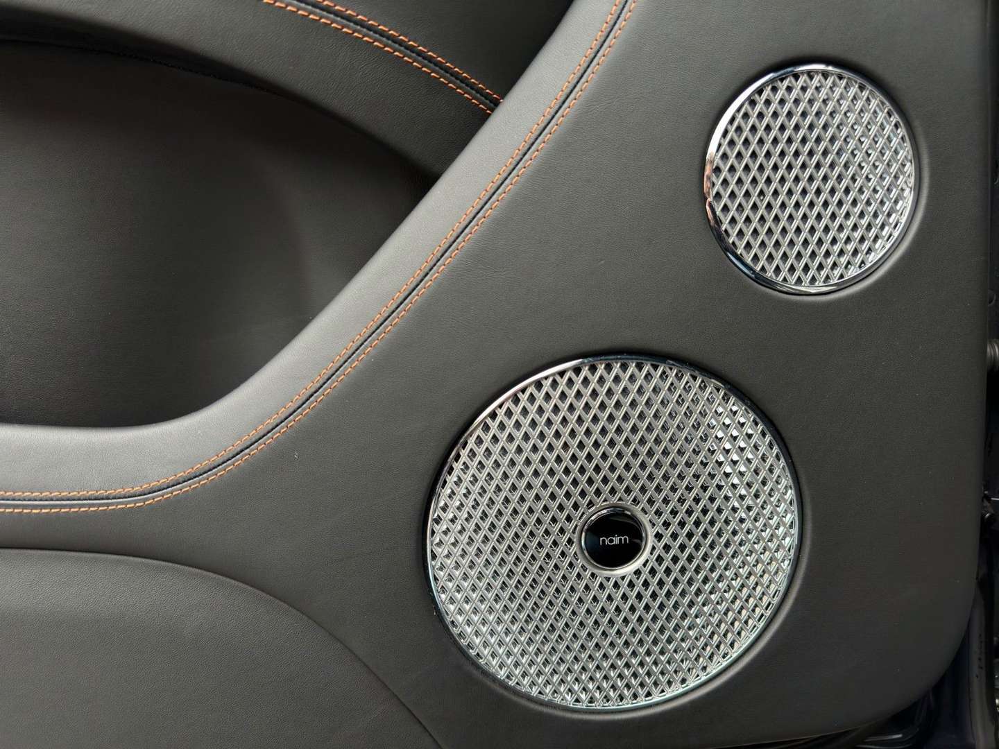 Bentley Bentayga V8 S - 2022 - Joinsteer - #17