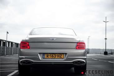 Bentley Flying Spur V8 — photo 4