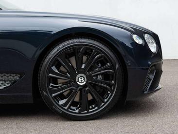 Bentley Continental GT V8 Mulliner — photo 10