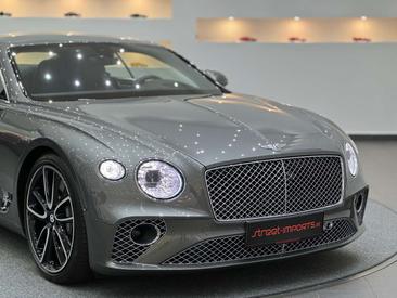 Bentley Continental GT Mulliner — photo 14