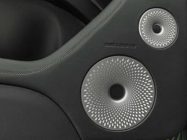 Bentley Bentayga V8 S — photo 10