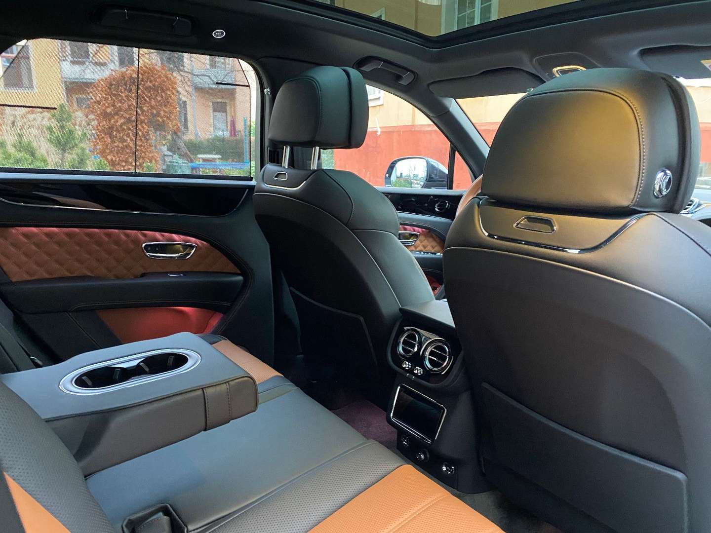 Bentley Bentayga V8 S - 2023 - Joinsteer - #12