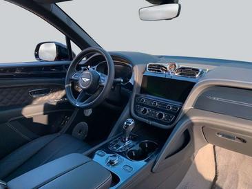Bentley Bentayga V8 S — photo 3