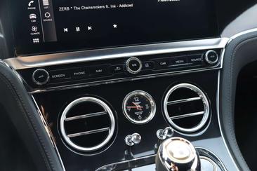 Bentley Continental W12 — photo 9