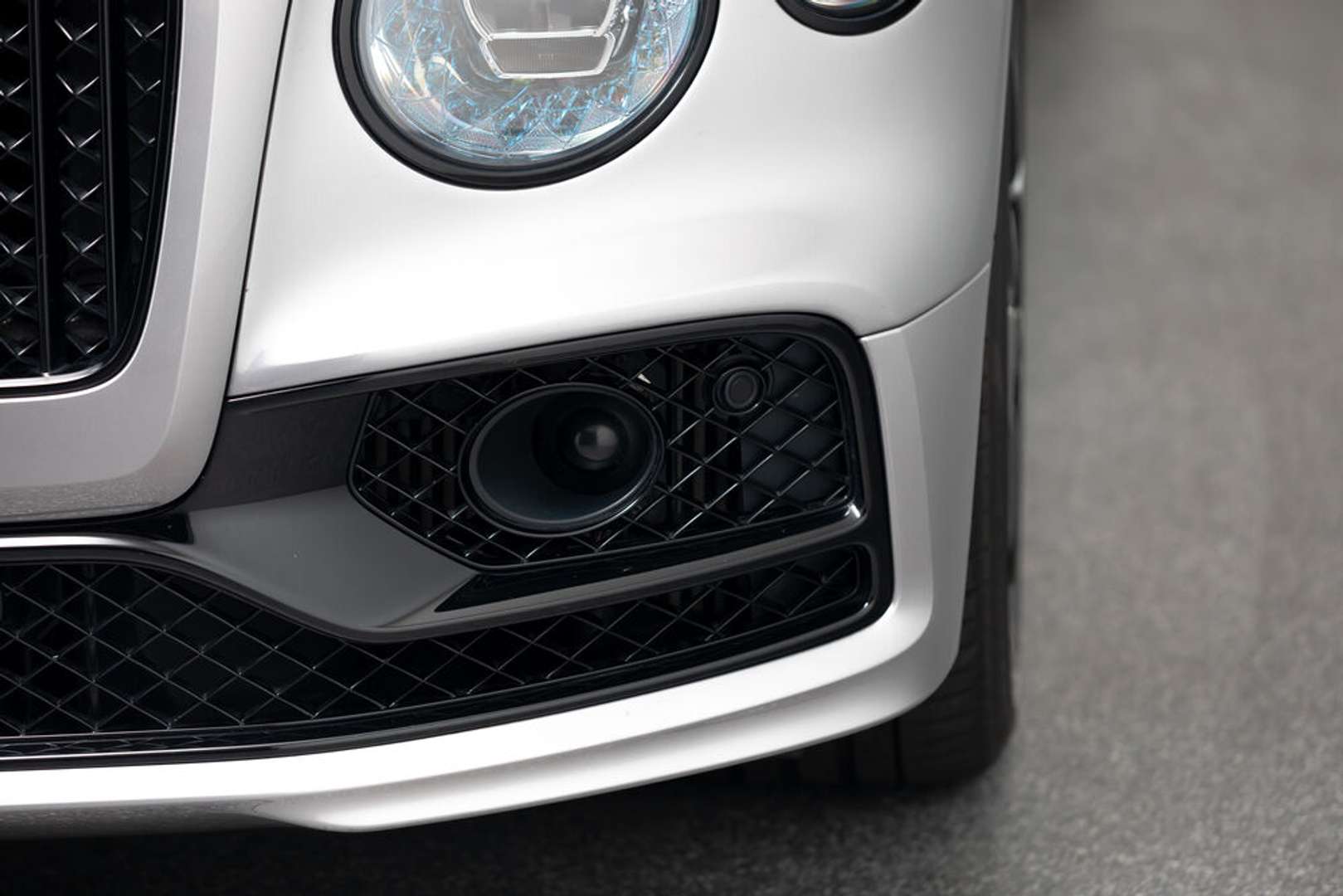 Bentley Flying Spur V8 - 2024 - Joinsteer - #10
