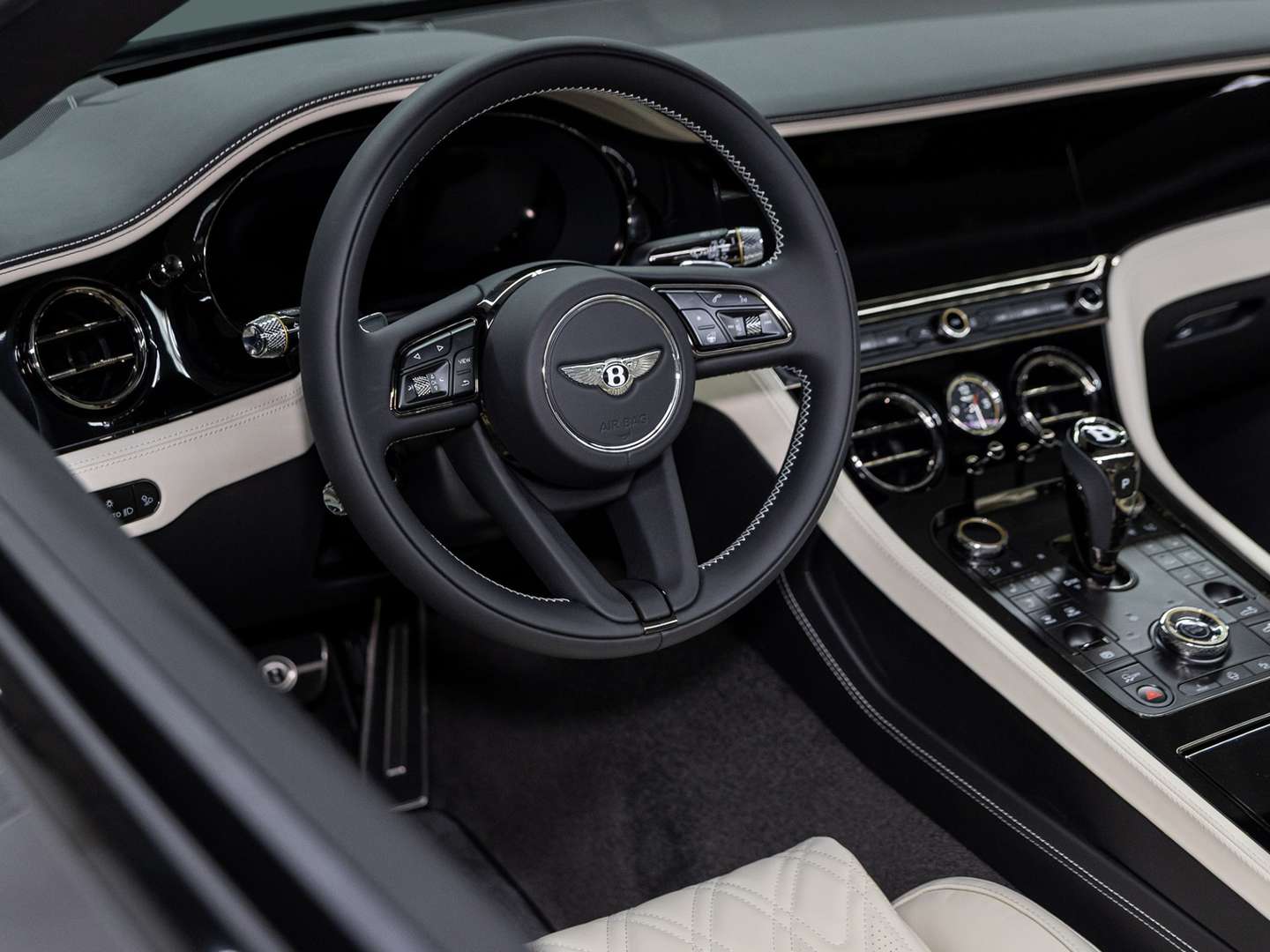 Bentley Continental GTC V8 Hybrid - 2026 - Joinsteer - #14