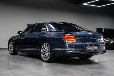 Bentley Flying Spur W12 First Edition Mulliner — photo 8