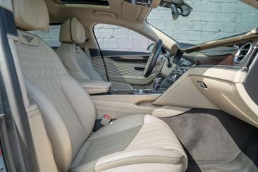 Bentley Flying Spur V8 Azure — photo 7