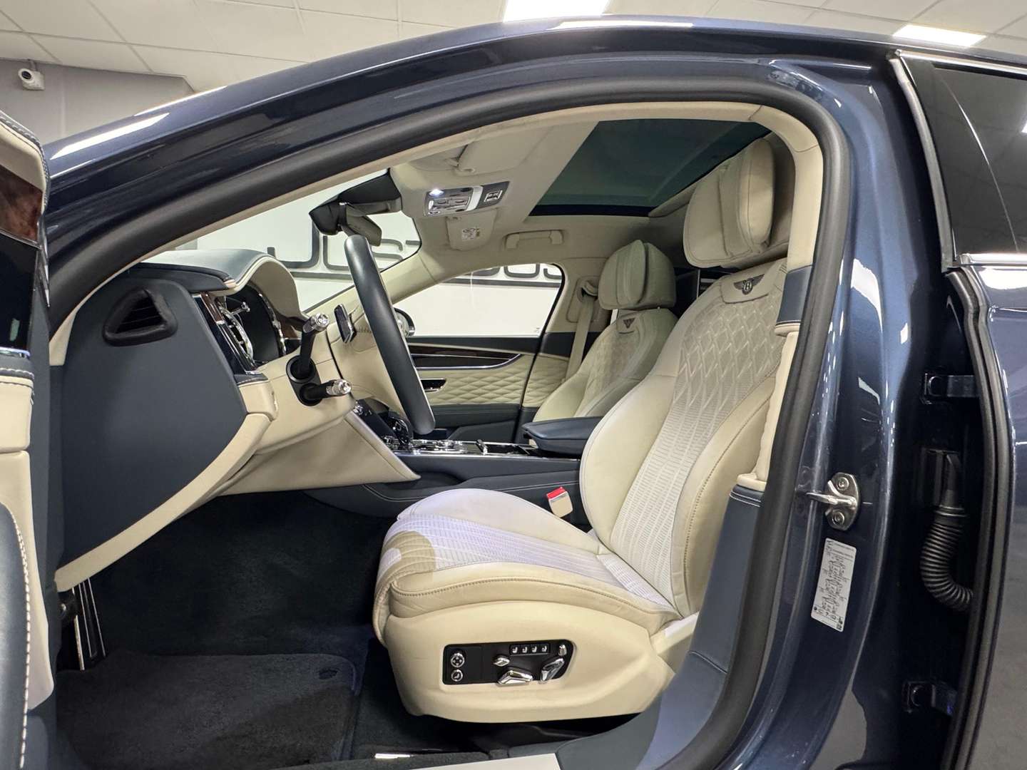 Bentley Flying Spur W12 First Edition - 2021 - Joinsteer - #9