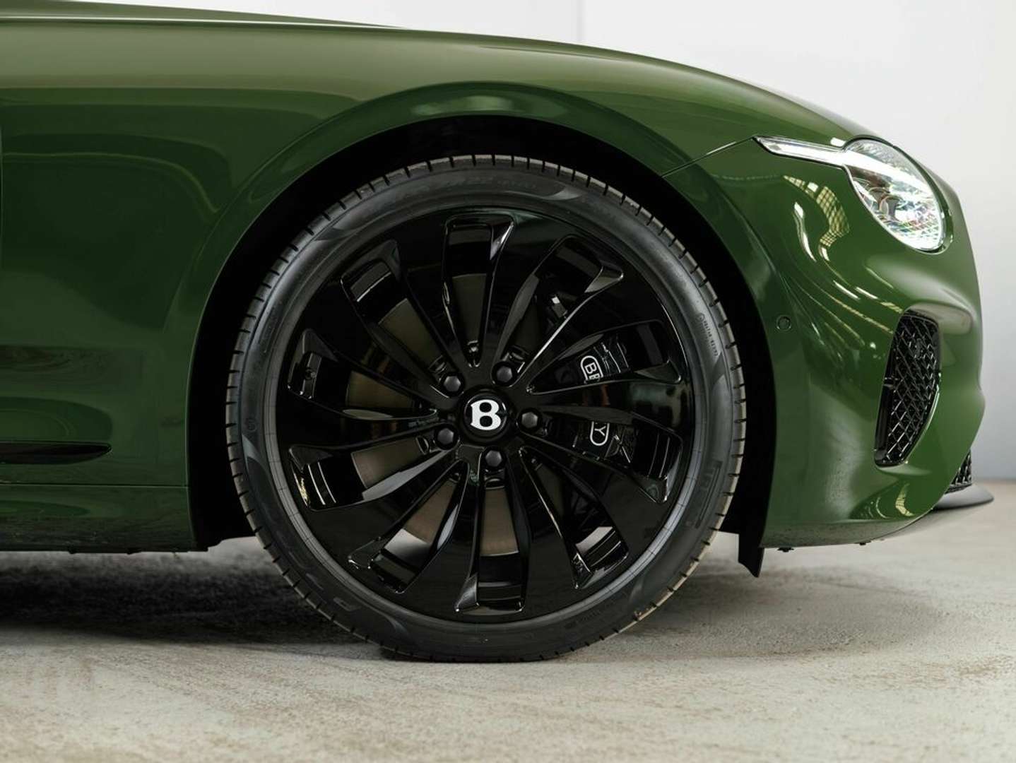 Bentley Continental GT V8 Hybrid - 2025 - Joinsteer - #4