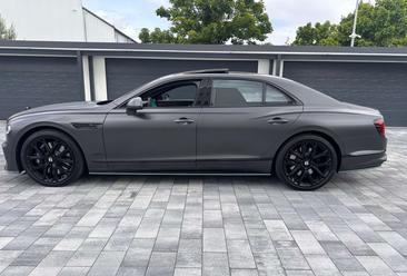 Bentley Flying Spur W12 Speed — photo 10