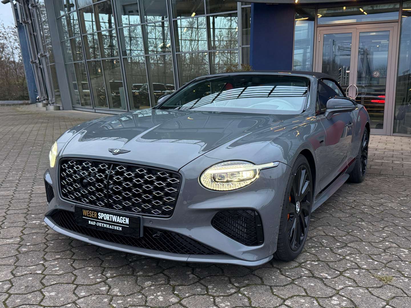 Bentley Continental GTC V8 Hybrid Mulliner - 2025 - Joinsteer - #4