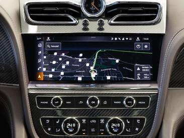 Bentley Bentayga Speed — photo 14