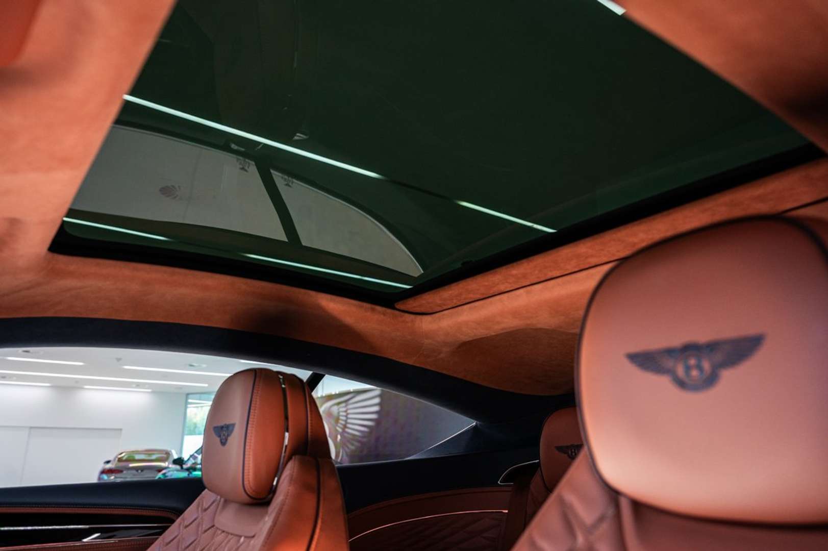 Bentley Continental GT V8 Hybrid Azure - 2025 - Joinsteer - #12