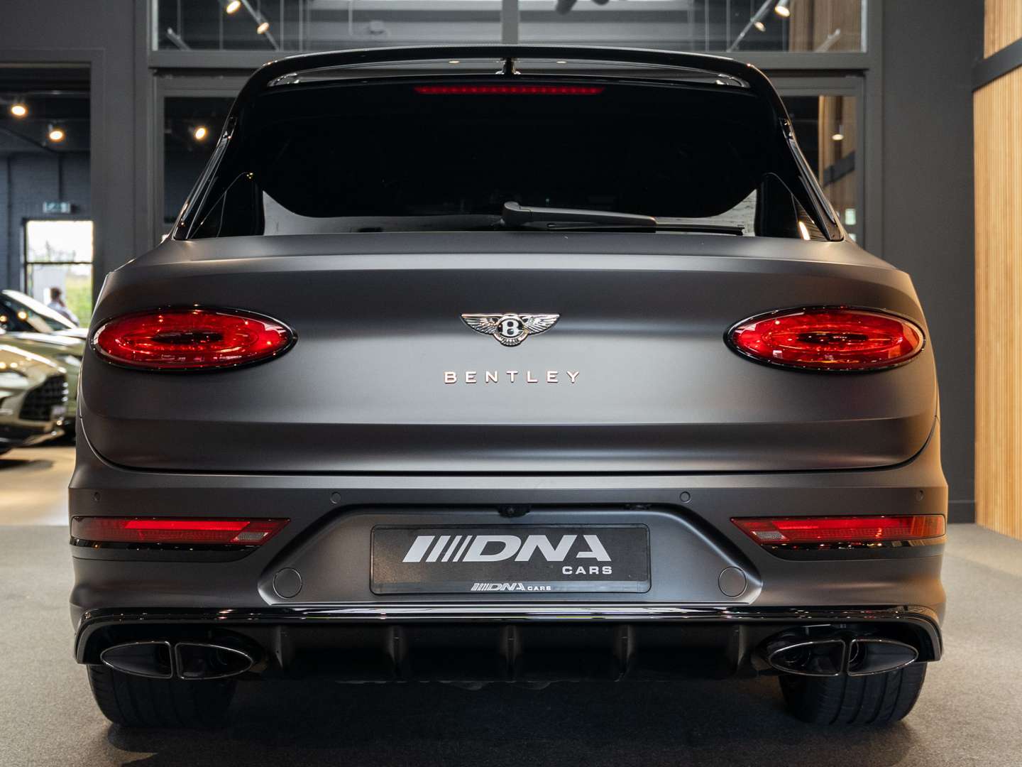 Bentley Bentayga V8 S Satin Black Edition - 2024 - Joinsteer - #2