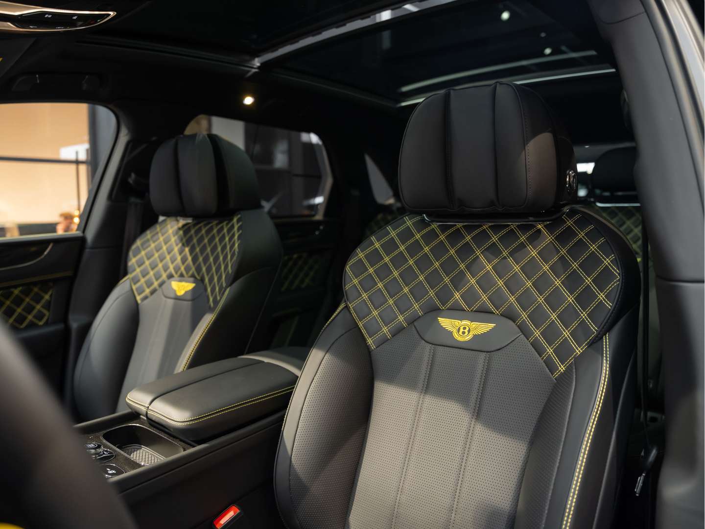 Bentley Bentayga V8 S Satin Black Edition - 2024 - Joinsteer - #7