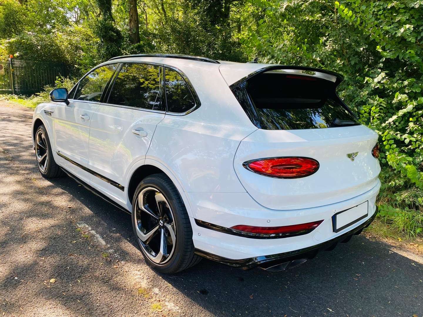 Bentley Bentayga V8 S - 2023 - Joinsteer - #2