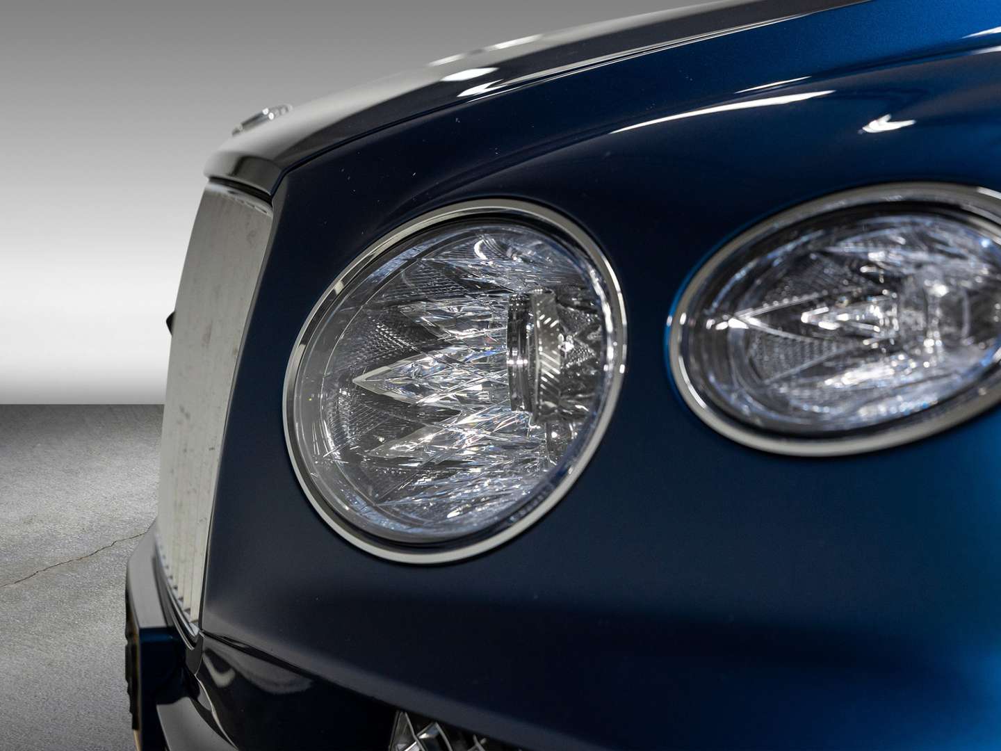 Bentley Bentayga V8 Azure - 2023 - Joinsteer - #9