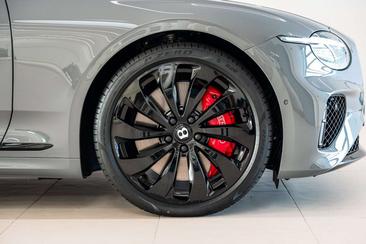 Bentley Continental GT V8 Hybrid — photo 8