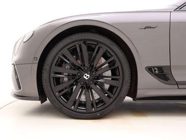 Bentley Continental GT W12 Speed — photo 15
