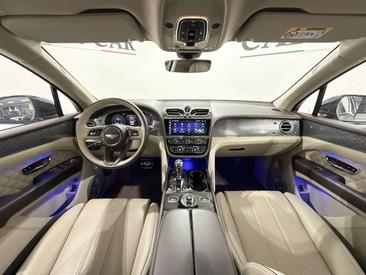 Bentley Bentayga V8 S — photo 11